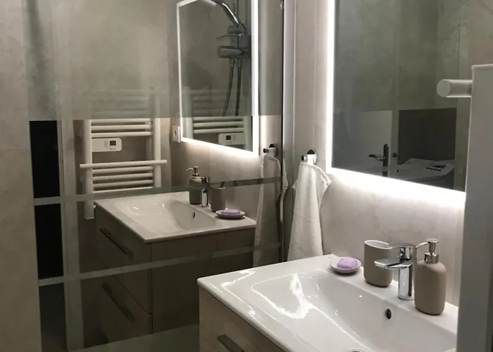 Cozy 1 Bedroom Juan-les-pins - Walk To Beaches, Restaurants, Old Town